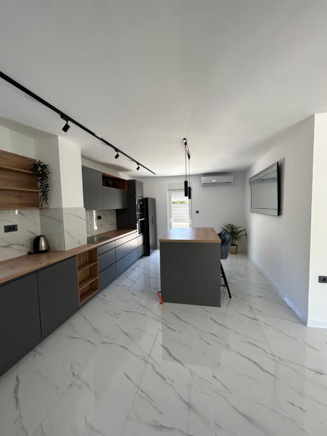 Villa Kety Baška Exteriér fotografie